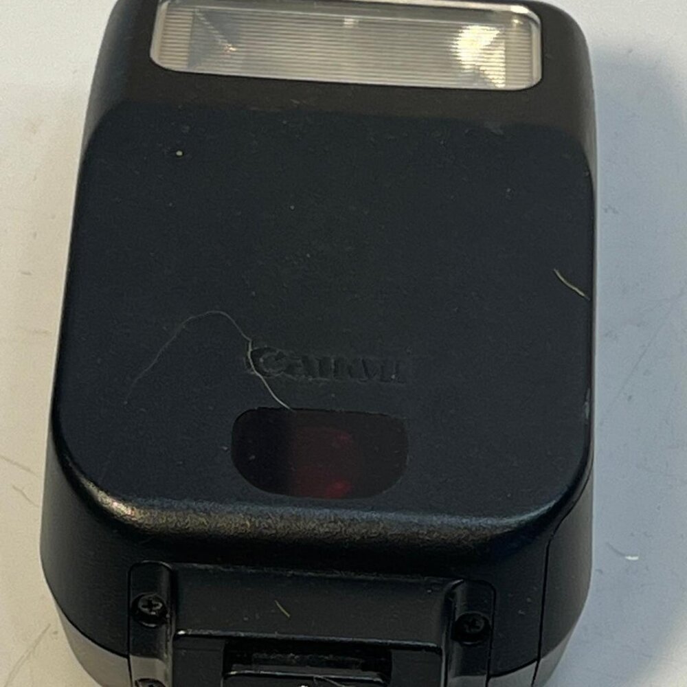 Canon Flash with Leather Case Speedlite Camera Accessory Working Condition - Picture 2 of 2